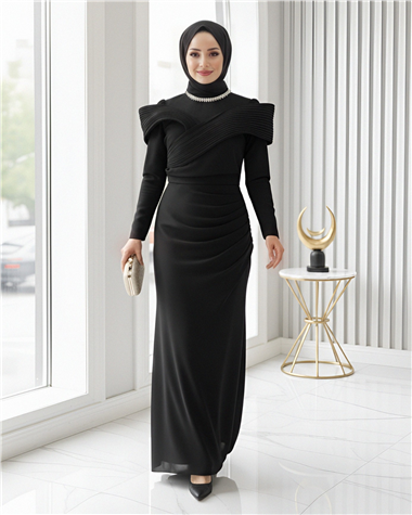 Yakası Taş Detaylı Omuzu Kat Drapeli Abiye -Siyah