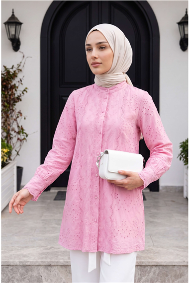 Yakası Ve Kolu Dantelli Top Düğmeli Astarlı Gömlek  -Pembe