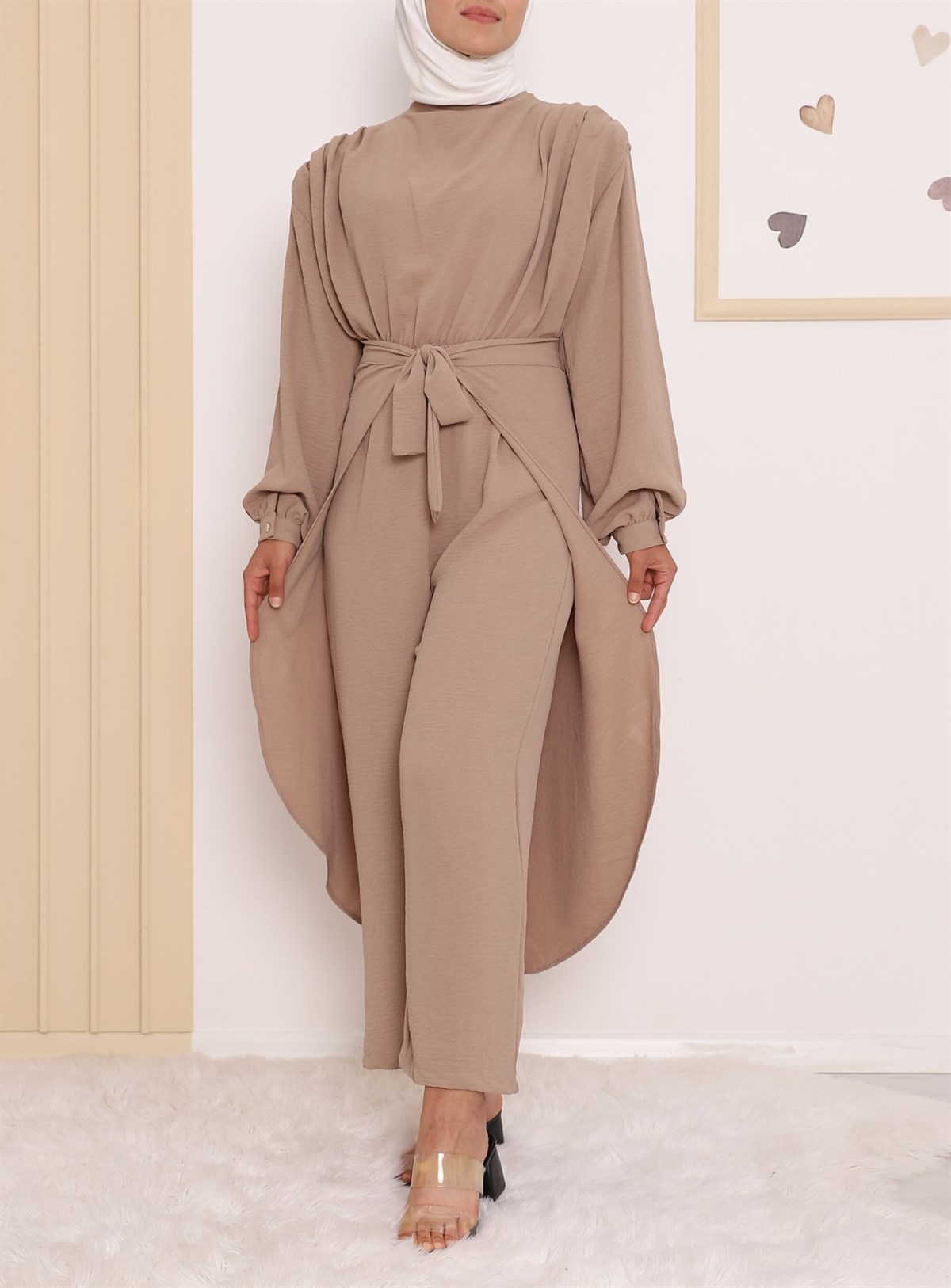 Etek Detaylı Vatkalı Ayrobin Tulum -Vizon - 118-3007-R23 | ZAMANE Marka  Salopet Elbise Modelleri | Kadın Tesettür Giyim - KaliteMall.com