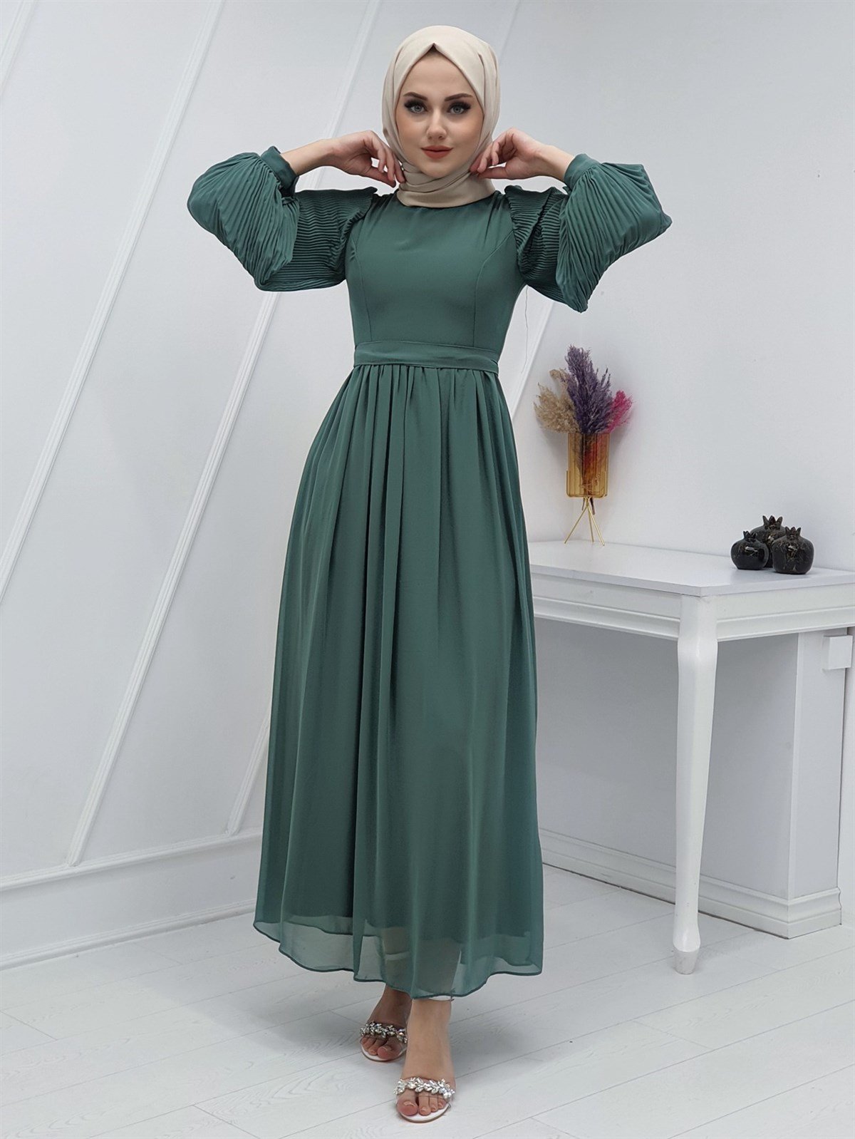 Kolları Plise Detaylı Önü Kuplu Şifon Elbise -Mint - 111-60949-R24 | Rita  Marka Elbise Modelleri | Kadın Tesettür Giyim - KaliteMall.com