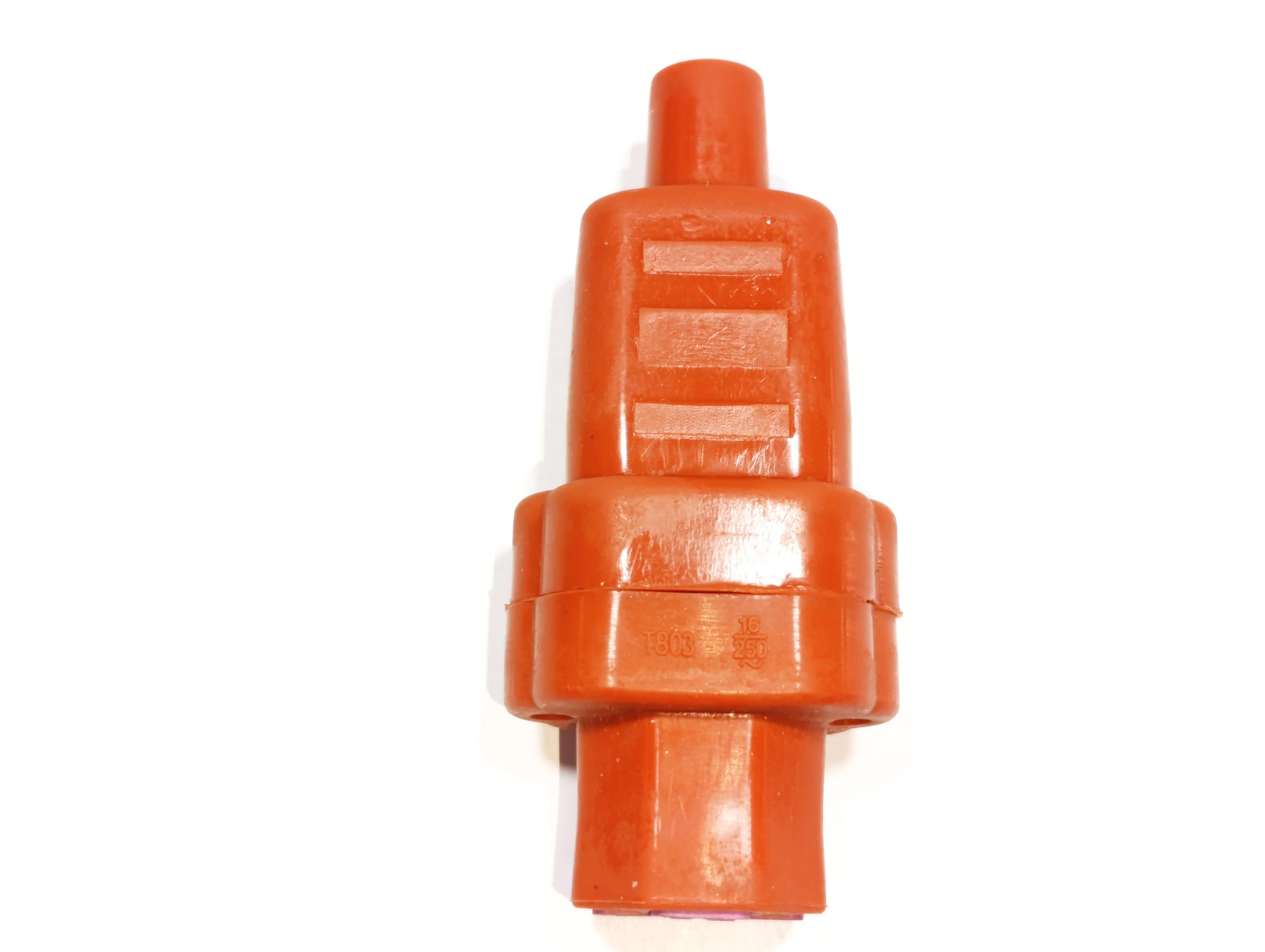 TYP-DÜ-3-Sİ Endüstriyel Düz Model 3 Pinli Erkek Fiş – Silikon – 300°C – 16A 250V