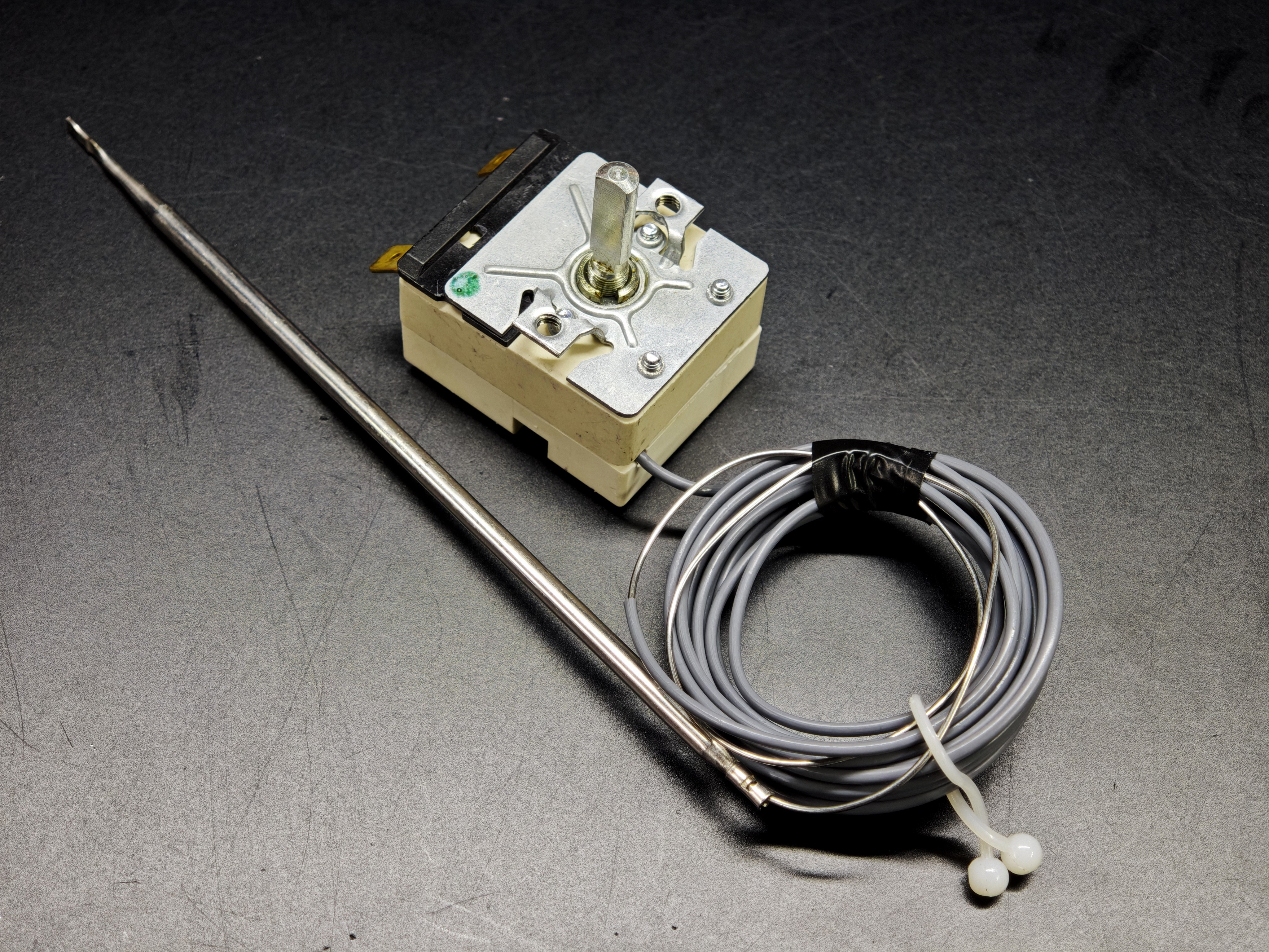 EGO 55.13039.110 103-195°C 2250mm Kapiler Termostat