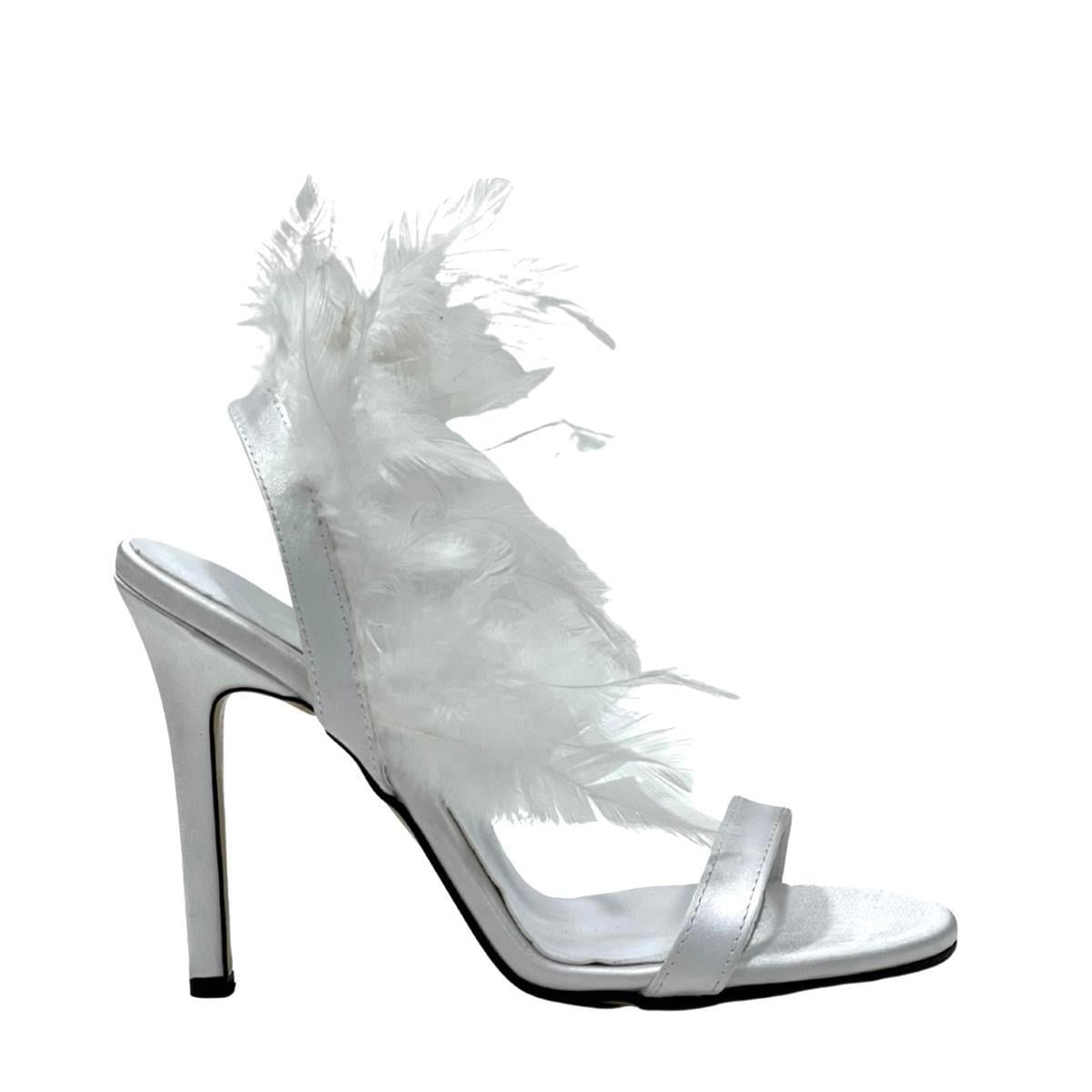 Beyaz Tüylü 11 Cm Topuklu Tek Bant Stiletto