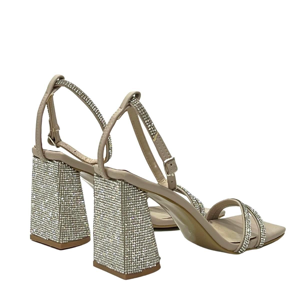 GÜMÜŞ TAŞ KAPLAMALI TASARIM 10 CM TOPUKLU BANTLI AYAKKABI