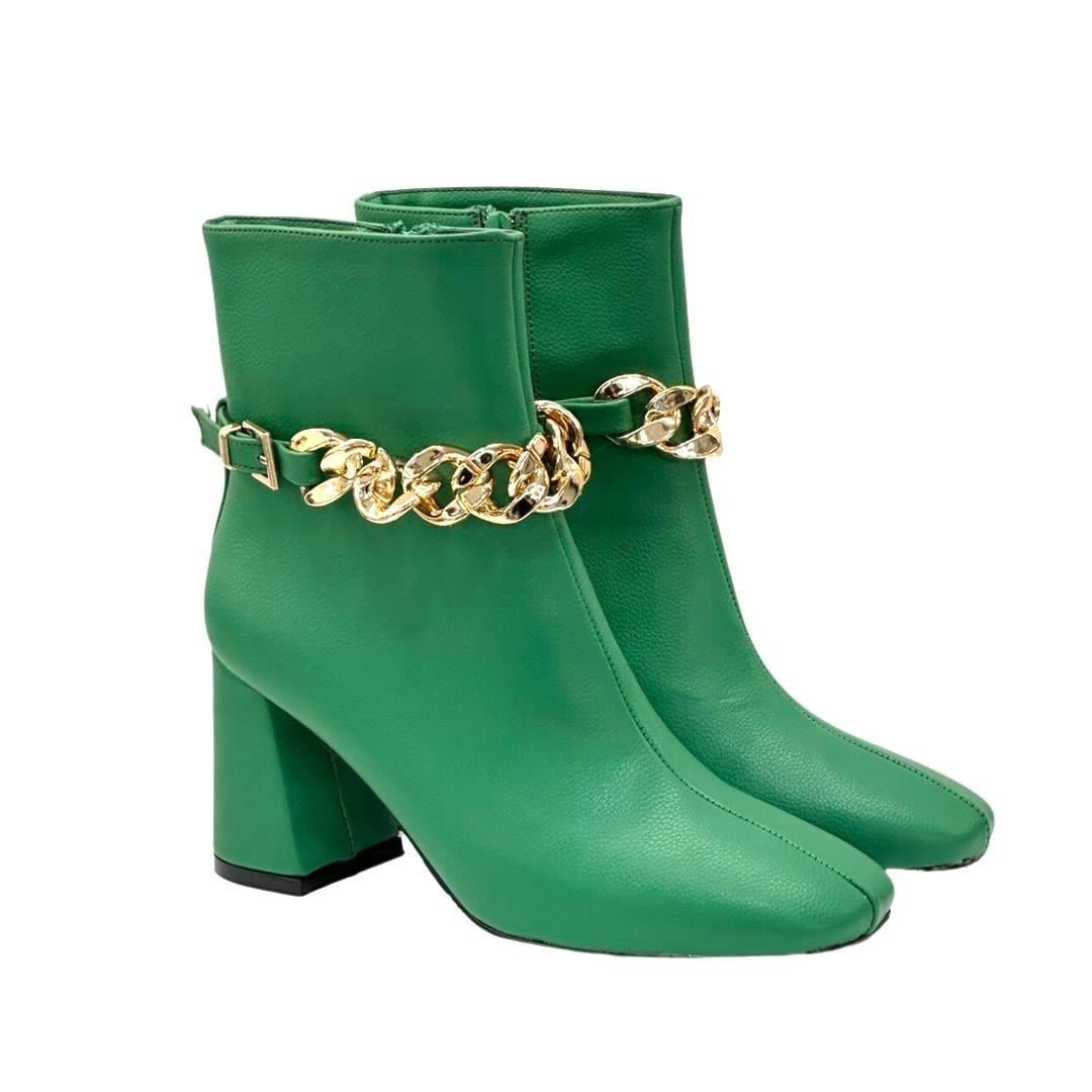 Zincir Detaylı 7 Cm Kalın Topuklu Bot