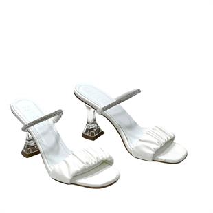 10 Cm Topuklu Taş Bantlı Terlik