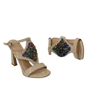 11 CM TOPUKLU AYAKKABI