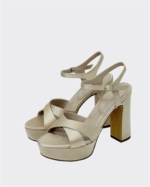 13 Cm Rahat Topuklu Platform Ayakkabı
