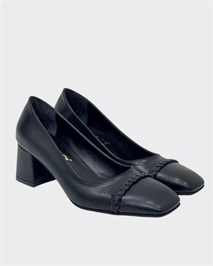 6 Cm Kalın Topuklu Örgü Detaylı Ayakkabı