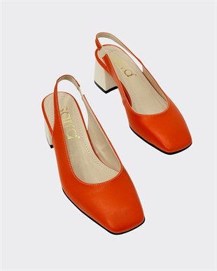 Arkası Açıık Kalın Topuklu Tasarım Ayakkabı