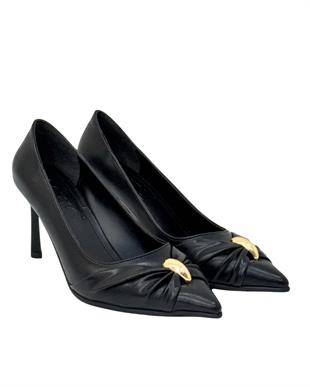 Büzgülü Toka Detaylı 8 Cm Rahat Topuklu Stiletto