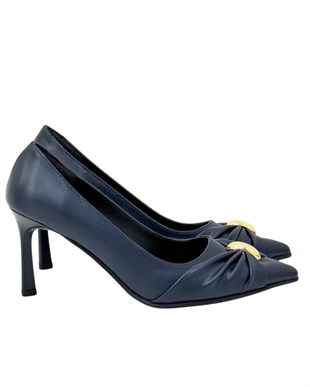 Büzgülü Toka Detaylı 8 Cm Rahat Topuklu Stiletto
