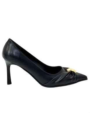 Büzgülü Toka Detaylı 8 Cm Rahat Topuklu Stiletto