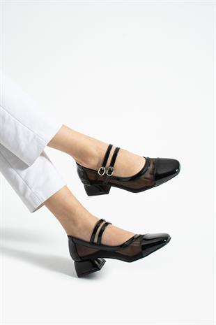 Çift Tokalı File Detaylı 4 Cm Topuklu Ayakkabı