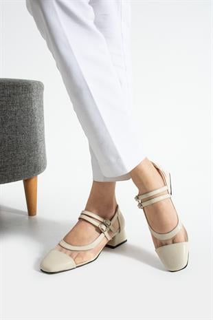Çift Tokalı File Detaylı 4 Cm Topuklu Ayakkabı