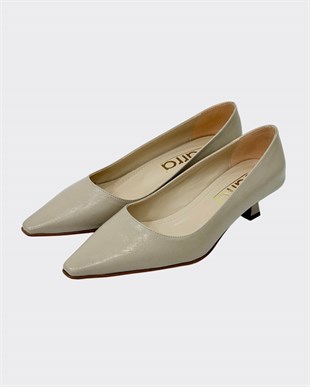 Fındık Topuklu Tasarımlı Sade Rahat Stiletto