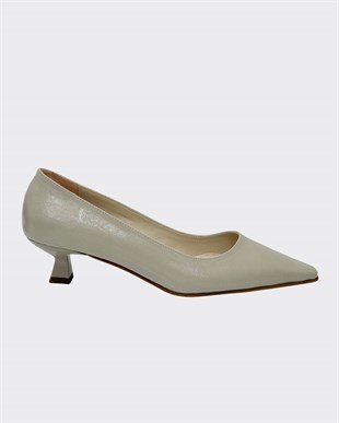 Fındık Topuklu Tasarımlı Sade Rahat Stiletto