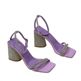 GÜMÜŞ TAŞ KAPLAMALI TASARIM 10 CM TOPUKLU BANTLI AYAKKABI