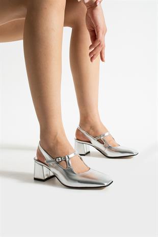 Kare 6 Cm Kalın Topuklu Ayakkabı