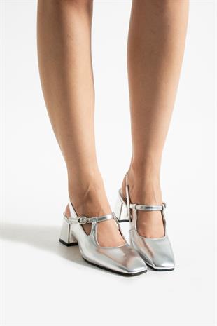 Kare 6 Cm Kalın Topuklu Ayakkabı