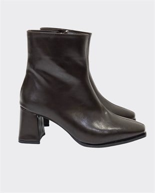 Kare Topuk Sade Stiletto BOT