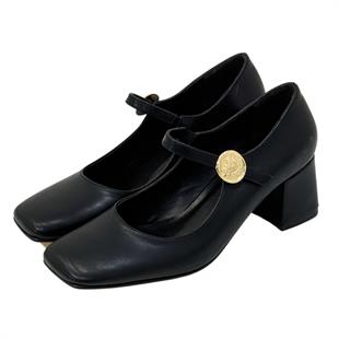 Küt Burunlu Bant Tasarımlı 6 Cm Kalın TopukluAyakkabı