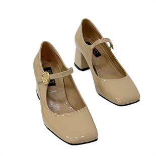 Küt Burunlu Bant Tasarımlı 6 Cm Kalın TopukluAyakkabı