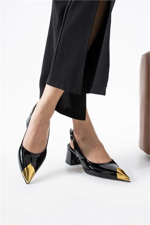 Metal Burun Detaylı 6 Cm Rahat Topuklu Stiletto