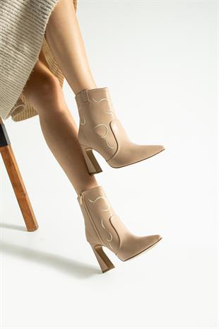 Nakış İşlemeli Tasarım Topuklu Bot