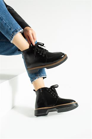 Pantolan Boy 3 Cm Tabanlı Fermuar Detaylı Bot