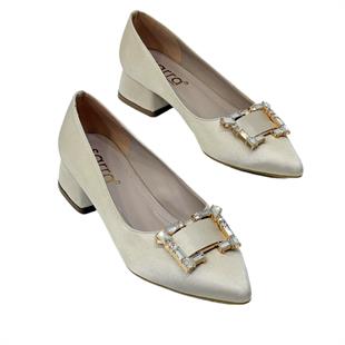 Saten Tasarım Tokalı 4 Cm Topuklu Stiletto