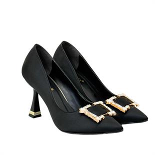 Saten Tasarım Tokalı 9 Cm Topuklu Stiletto