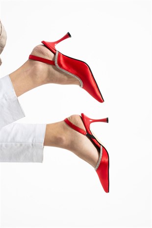 Taş Detaylı Saten Rahat Stiletto