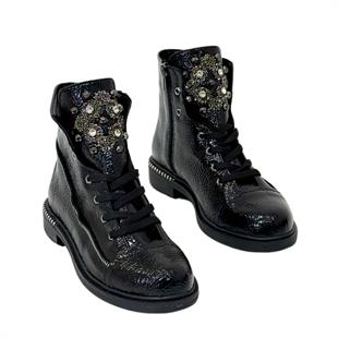 Taş Detaylı Şık Postal