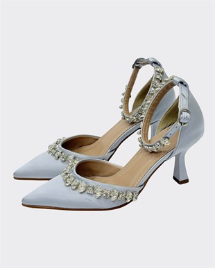 Taş Detaylı Tasarım 7 Cm Rahat Topklu Stiletto