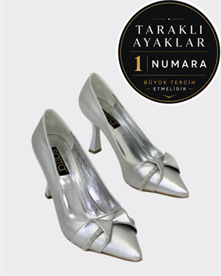 Taş Detaylı Tasarım 9 Cm Topuklu Klasik Stiletto