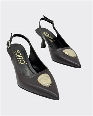 Toka Tasarımlı Arkası Açık 6 Cm Rahat Topuklu Stiletto