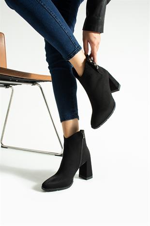 Trok Tasarımlı Kalın Topuklu Bot
