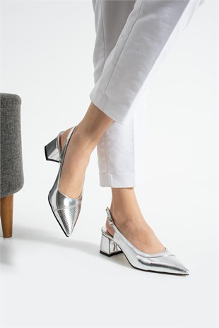 Yılan Detaylı 6 Cm Kalın Topuklu Tasarım Rahat Stiletto
