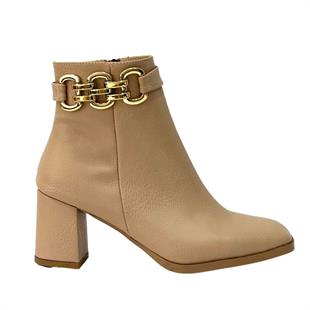 Zincir Detaylı 7 Cm Rahat Topuklu Bot