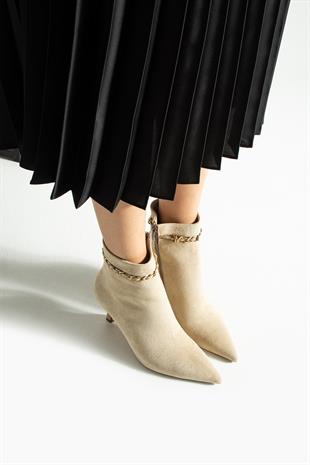 Zincir Detaylı 8 Cm Topuklu Tasarım Stiletto Bot