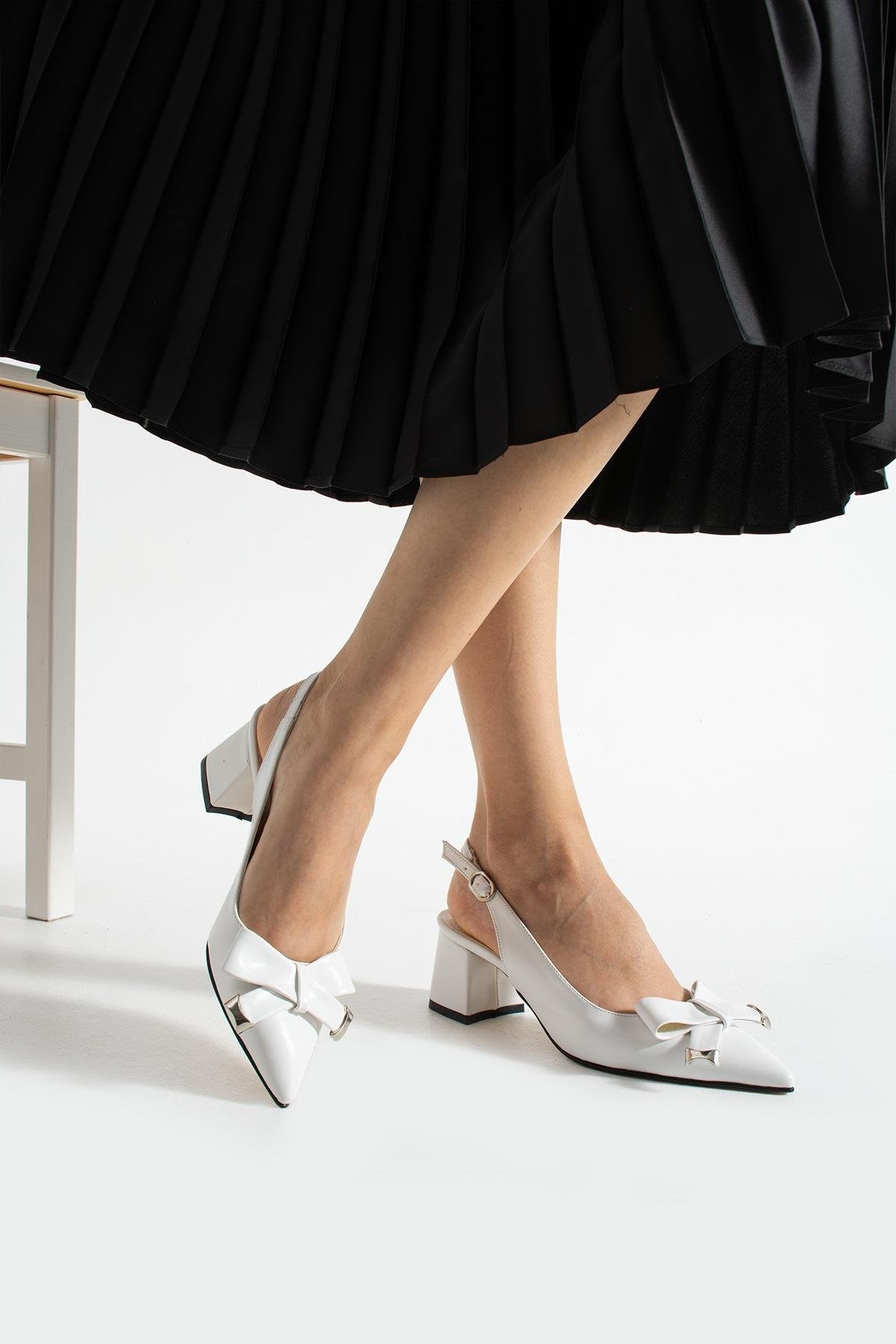 6 Cm Özel Rahat Topuklu Tasarım Tokalı Stiletto