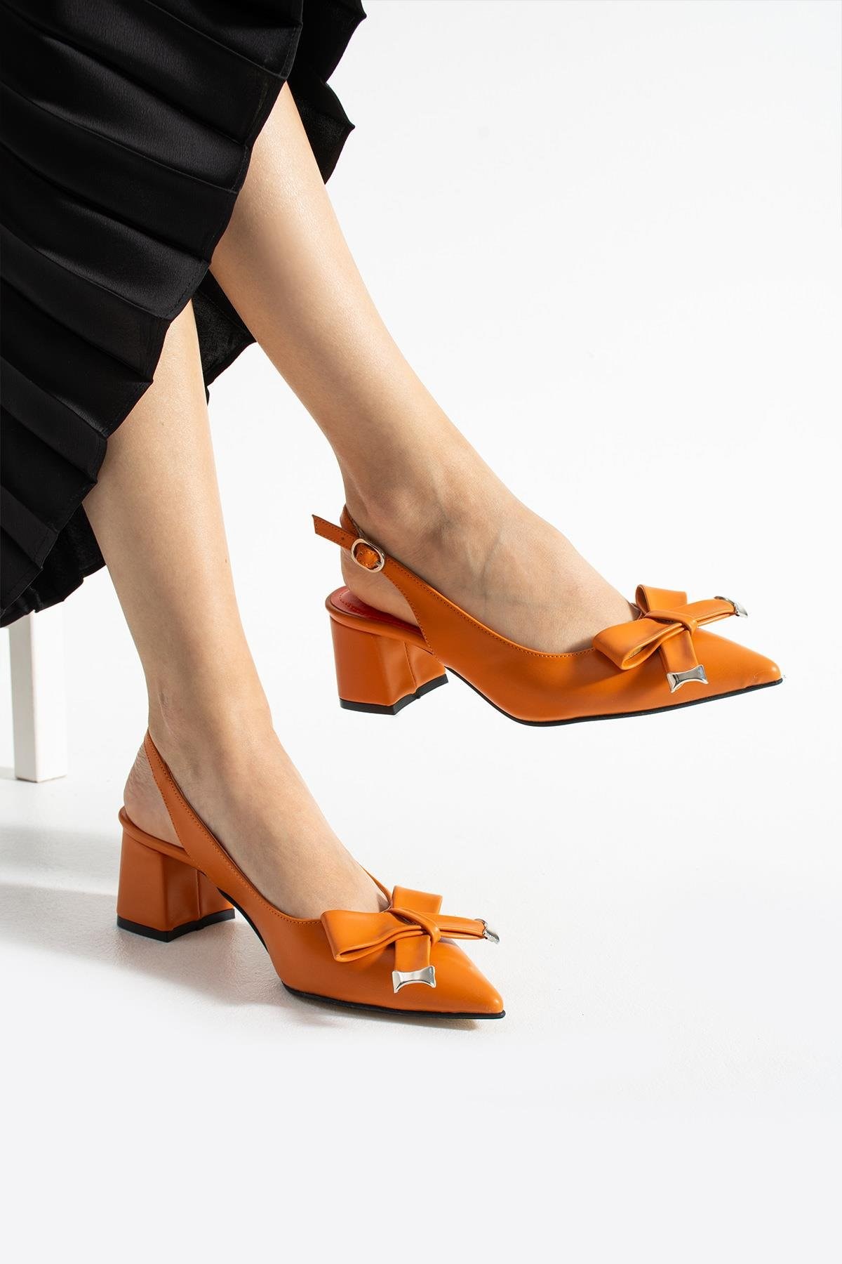 6 Cm Özel Rahat Topuklu Tasarım Tokalı Stiletto