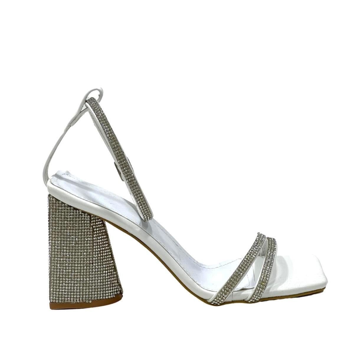 GÜMÜŞ TAŞ KAPLAMALI TASARIM 10 CM TOPUKLU BANTLI AYAKKABI