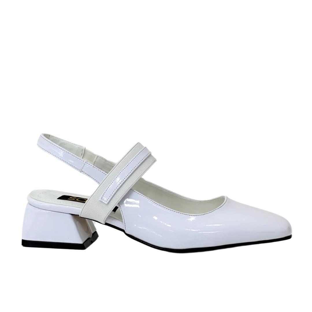 Kut Burunlu 4 Cm Kalın Topuklu Bantlı Ayakkabı