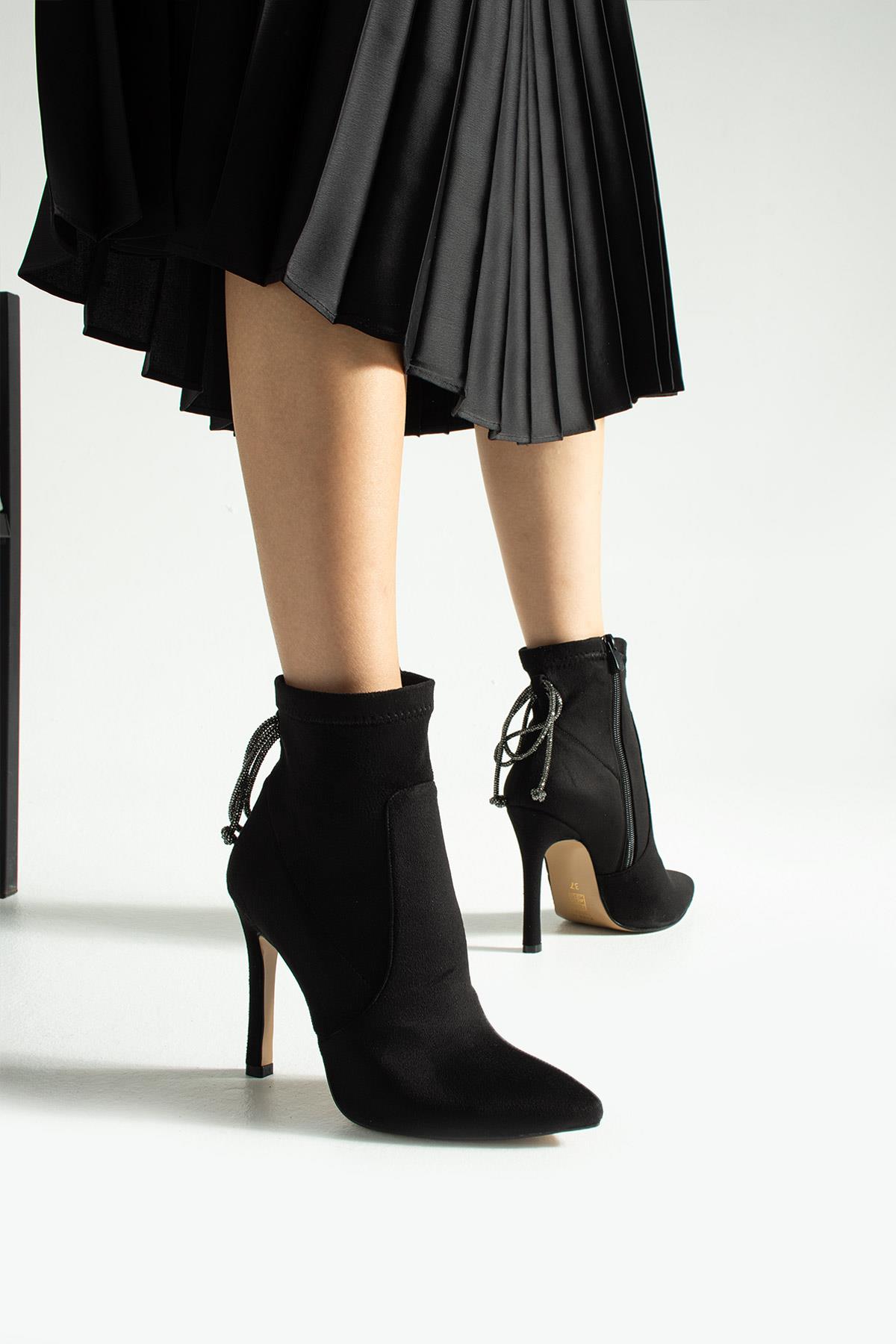 Streç Taş Detaylı Stiletto Bot