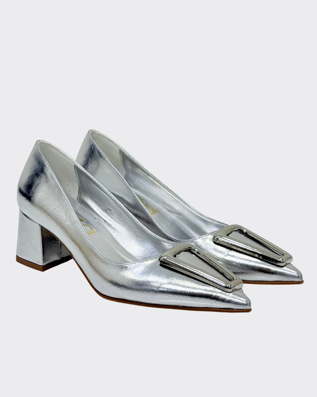 Tasarım Tokalı 6 Cm Kalıın Topuklu Stiletto