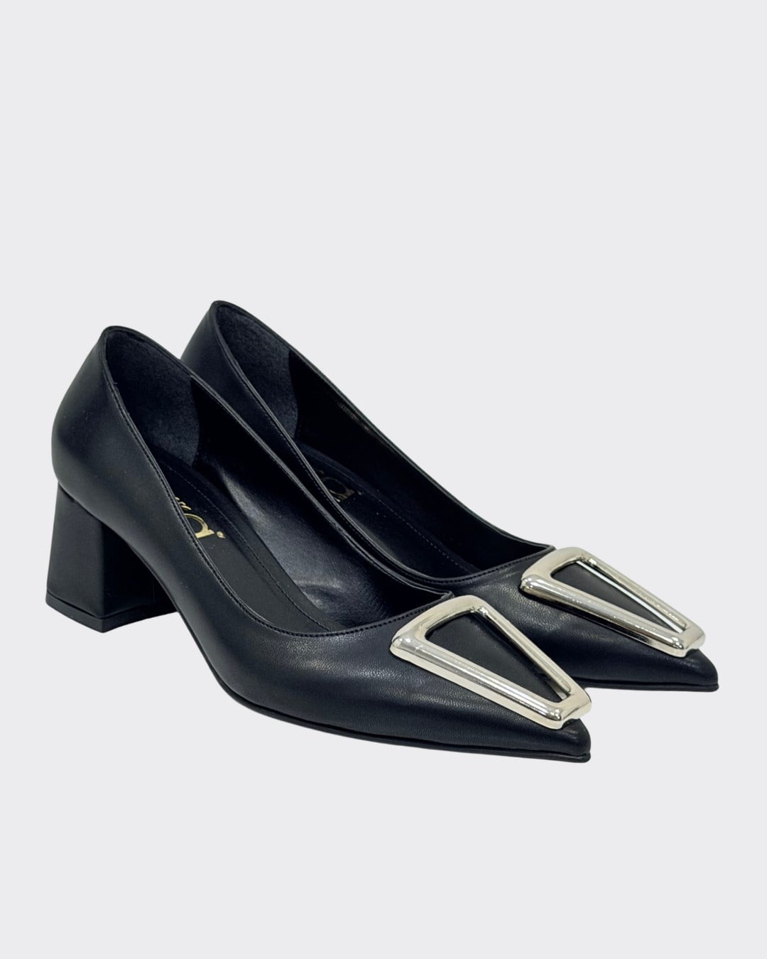 Tasarım Tokalı 6 Cm Kalıın Topuklu Stiletto