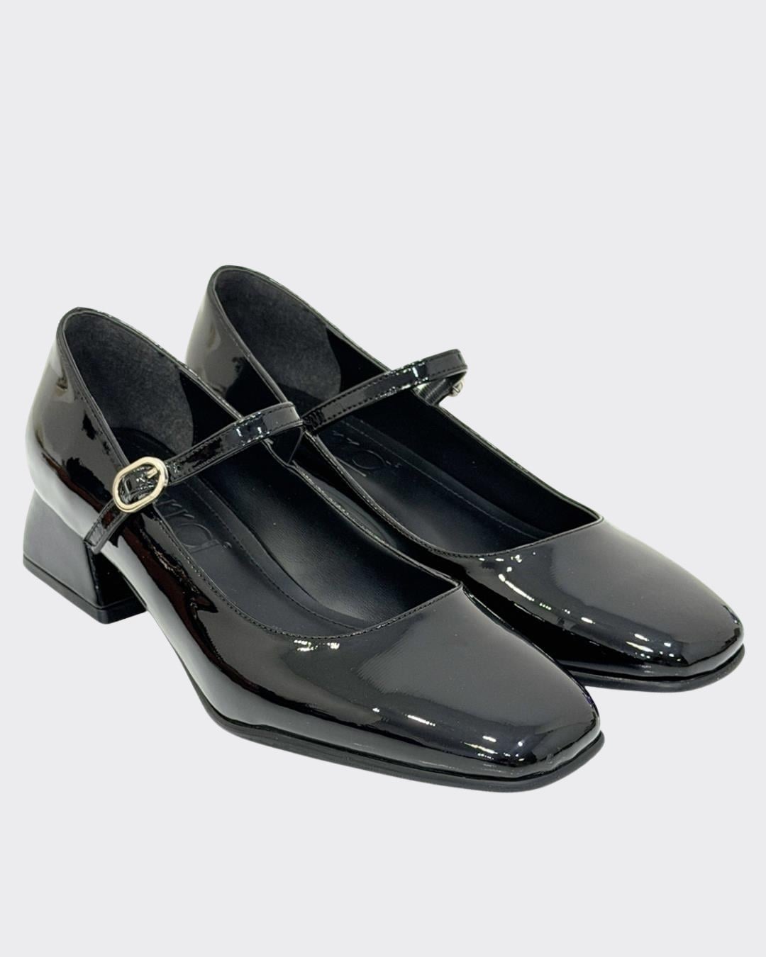 Tek Bantlı 4 Cm Kare Topuklu Ayakkabı