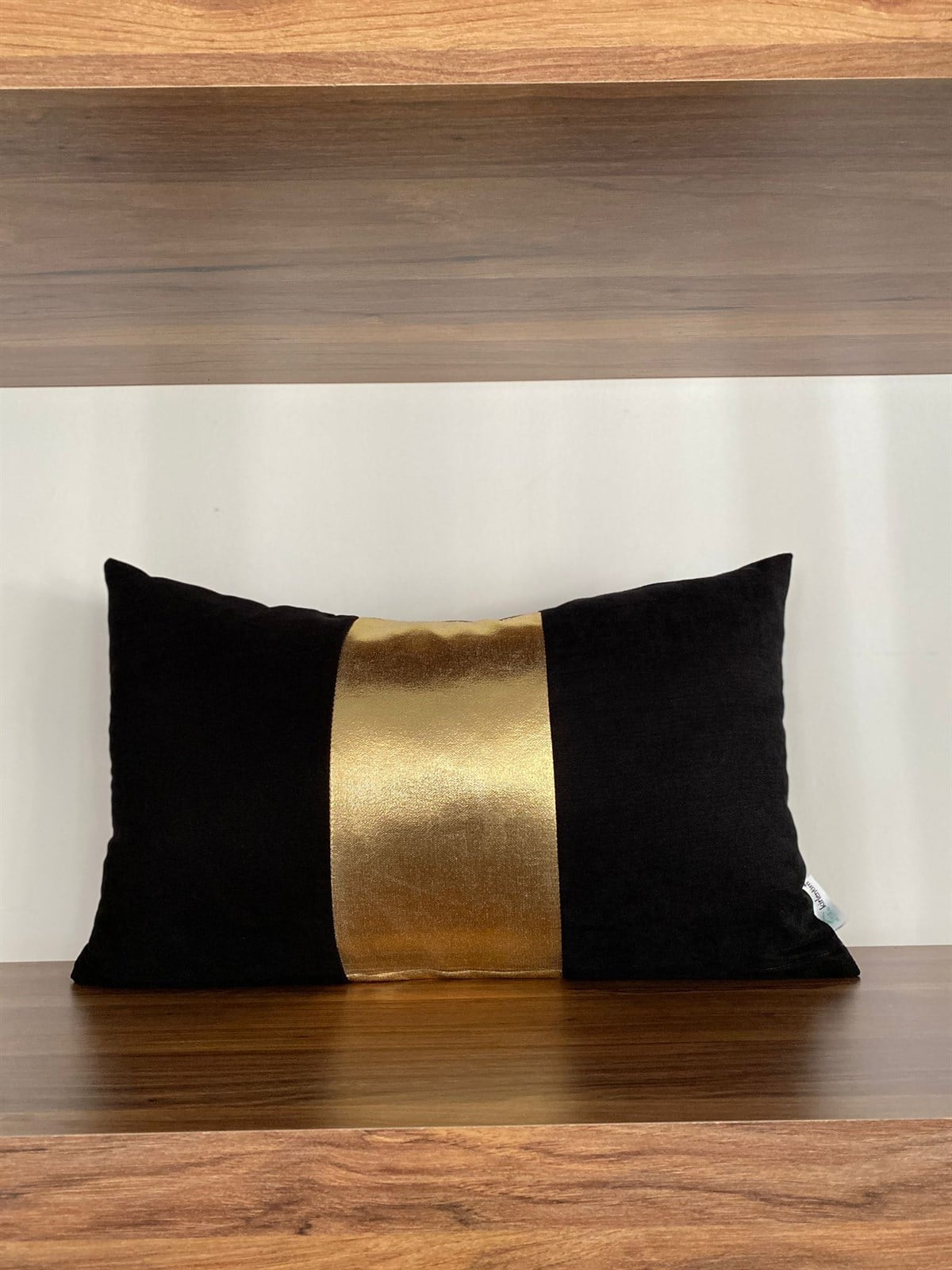 SİYAH-ORTASI GOLD VARAK BASKILI 3050 